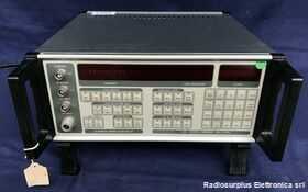 AMM2000 Automatic Modulation Meter  FARNELL AMM2000  Gamma di frequenza da 10 Hz a 2,4 Ghz Strumenti