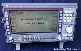 CMS 33 Radio Communication Test Set  Rohde & Schwarz CMS 33  Copre una gamma di frequenza da 400 Khz a 1000 Mhz, Strumenti