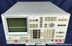 HP 3585A HP 3585A      Analizzatore di spettro ad alte prestazione  Range di frequenza da 20 Hz a 40 Mhz risoluzione 0,1 Hz Strumenti