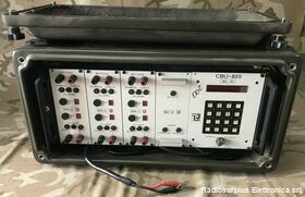 CBU-825 Larimart CBU-825  Alimentatore per la ricarica e il controllo dello stato di accumulatori Accessori per apparati radio Militari