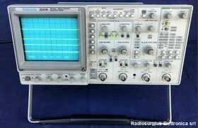 TEK 2247A Oscilloscope TEK 2247A Strumenti
