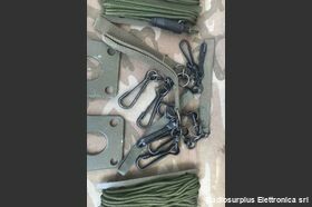 AB-105 AB-105  Kit per ancoraggi pali antenna da campo diametro 35 Accessori per apparati radio Militari