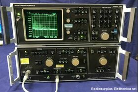 MARCONI 2382 + 2380 Spectrum Analyzer MARCONI 2382 + display 2380 Strumenti