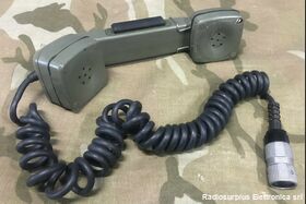 H-67-M Microtelefono   H-67-M  -usato, in ottimo stato (come da foto) Accessori per apparati radio Militari