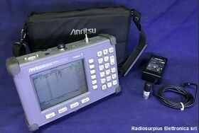 S810C /5 Site Master ANRITSU S810C /5 Analizzatore di antenne e linee di trasmissione Strumenti S810C /5 Site Master ANRITSU S810C /5 Analizzatore di antenne e linee di trasmissione Strumenti
