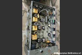  RT-53 (B) / TRC-7  Ricetrasmettitore VHF canalizzato in AM da 100 a 156 Mhz Apparati radio