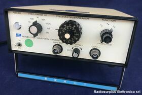  EXACT model 120B  Generatore di forme d'onda da 1 Hz a 3 Mhz Strumenti