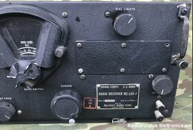 BC-224-F BC-224-F Signal Corps  Ricevitore Aeronautico AM/CW/MCW da 200-500 Khz e da 1,5 a 18  Mhz in 6 bande. Apparati radio