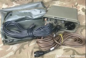 TLC-2D/VRC TLC-2D/VRC  Il kit comprende il telecomando e la borsa   con i cavi Accessori per apparati radio Militari
