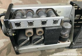 B-7A Amplificatore Integrativo a due canali B-7A Completo di valvole Accessori per apparati radio Militari