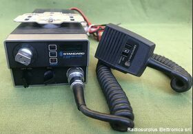 SR-C430 Ricetrasmettitore Veicolare UHF STANDARD SR-C430 Apparati radio