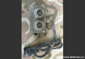 Switch UG77 Doppia presa da pannello  Switch UG77  Sdoppiatore 1 spina - 2 prese UG-77 Accessori per apparati radio Militari