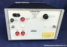 Wavetek mod. 132 Wavetek mod. 132 Generatore di segnale e rumore con controllo di tensione (VCG) Strumenti