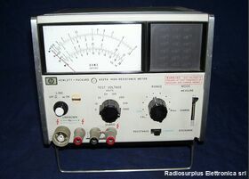 HP4329A HP 4329A  High Resistance Meter Multimetri - Voltmetri - A/V/Ohm - RCL