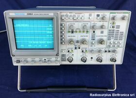 TEKTRONIX 2246A Oscilloscope TEKTRONIX 2246A Strumenti