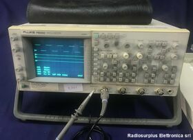 PM 3092 Oscilloscope  FLUKE PM 3092  Oscilloscopio analogico 4 canali 200 Mhz Strumenti