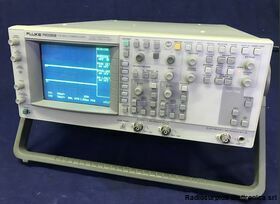 FLUKE PM3380B Combiscope  FLUKE PM3380B  Oscilloscopio analogico/digitale 100 Mhz Strumenti