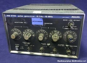 PM 5705 Pulse Generator  PHILIPS PM 5705 Strumenti