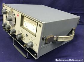 TF 2303 MARCONI TF 2303  Misurazione di modulazione  AM da 25 a 520 Mhz in 5 bande. Strumenti