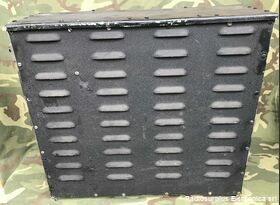 BC-375-E BC-375-E  Trasmettitore simile al BC-191 ma per uso aeronautico  Completo di cassetto sintonia TU-7-B per la gamma 4500 - 6200 Khz Apparati radio