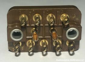 3986.259 - 5935 .00 Coppia Connettore 9 poli da telaio  3986.259 - 5935 .00  Presa + spina  in bachelite a saldare Componenti elettronici