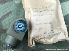 UW1320MB23 Connettore  type UW1320MB23  Spina di servizio 9 poli volante Componenti elettronici