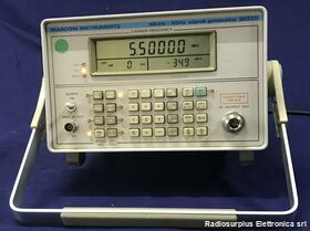 2022D MARCONI 2022D  Generatore di segnale da 10 Khz a 1 Ghz Strumenti