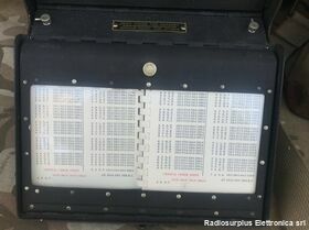  BC-221-Q  Frequenzimetro eterodina da 125 Khz a 20.000 Khz Accessori per apparati radio Militari