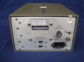 HP 8012B Pulse Generator HP 8012B Strumenti