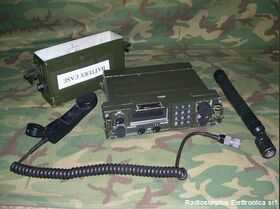 RT-1319/URC Ricetrasmettitore VHF/UHF  RT-1319/URC Apparati radio