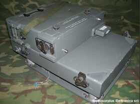 ELMER SP-1167 Base veicolare completa  ELMER SRT-178 Apparati radio militari