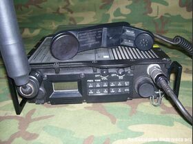 MOTOROLA AN/URC-200  LOS Transceiver VHF e UHF in Am/Fm MOTOROLA AN/URC-200 Apparati radio