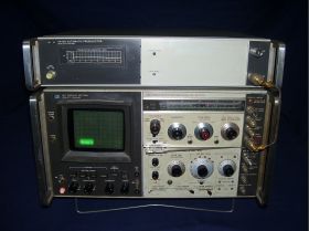 Spectrum Analyzer HP 141T Spectrum Analyzer HP 141T + HP8555A (RF-Section) + HP8552B (IF-Section) Strumenti