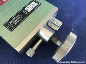 MID-CENTURY MicrowaveGear type 14/4 Variable Attenuator MID-CENTURY MicrowaveGear type 14/4 Accessori per strumentazione