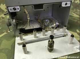 TS-323/UR Frequency Meter U.S. Navy TS-323/UR Accessori per apparati radio Militari