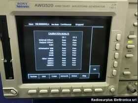 AWG520 Arbitrary Waveform Generator  SONY/TEKTRONIX AWG520 Strumenti