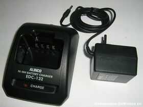 EDC-132 Carica Batterie NI-MH ALINCO mod. EDC-132 BATTERIE - CARICA BATTERIE