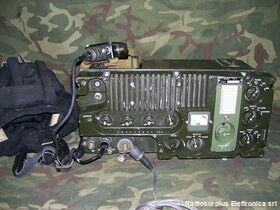 R-1230-PD9 Ricetrasmettitore da carro "Tank" R-1230-PD-9 Apparati radio militari