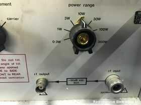 RACAL-DANA  9104 RACAL-DANA  9104  Misuratore di potenza da 1Mhz a 1Ghz su carico fittizio fino a 300 Watt in 7 scale Strumenti