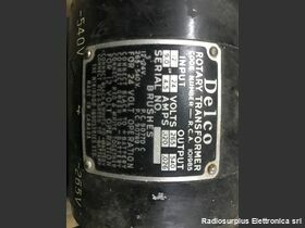  Rotary Transformer DELCO  Alimentato a 12 volt 9A o 24 Volt 4,5 A  Uscite 265 Volt 0.120 A e 540 Volt 0.026 A Accessori per apparati radio Militari