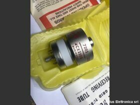4CX250B Valvola  Tetrodo di Potenza  7203 / 4CX250B EIMAC Componenti elettronici