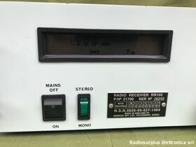 RR102 REDIFON RR102   Ricevitore in Am da 150 Khz a 30 Mhz in  6 bande  e in FM da 88-108 Mhz, uscita audio B.F.mono/stereo Apparati radio