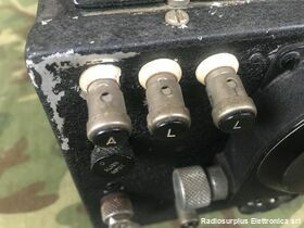 CW-46051A Aircraft Radio Receiver  CW-46051A  parte del complesso RU-17 Aircraft Radio Equipment del 1941 Apparati radio