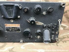 BC-312-M BC-312-M Signal Corps  Ricevitore in sintonia continua da 1,5 a 18  Mhz in 6 bande.  Completo di dinamotor interno a 12 Volt Apparati radio