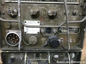 RT 77/GRC-9 RT 77/GRC-9   Ricetrasmettitore da 2 a 12 Mhz ,   AM-CW-MCW in tre gamme.Potenza di uscita 15W Apparati radio