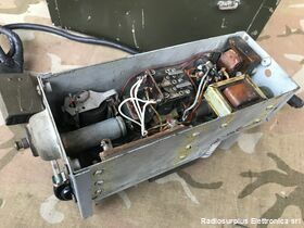  ZA/CAN 7166/I  Alimentatore a vibratore e carica batterie originale per stazione radio WS-58 Accessori per apparati radio Militari