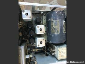 BC-348-Q BC-348-Q Signal Corps  Ricevitore AM/CW/MCW da 200-500 Khz e da 1,5 a 18  Mhz in 6 bande. Apparati radio