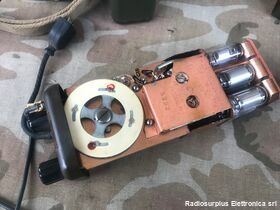 Emerson RBZ Emerson RBZ Raro Ricevitore U.S. army WWII. Frequenza sintonia continua in AM da 2 a 5,8 Mhz Apparati radio
