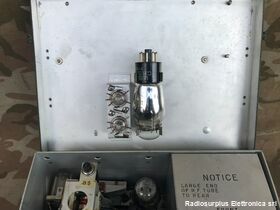 TBY-2 TBY-2 type CRI-43007  Ricetrasmettitore spalleggiabile del 1941 WW2  Frequenza operativa da 28 - 80  Mhz in AM Apparati radio