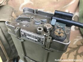 CRT-1/CPRC-26 CRT-1/CPRC-26  Ricetrasmettitore in FM da 47 a 55,4 Mhz. Apparati radio
